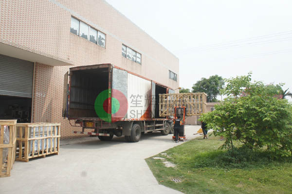 江西客戶向我公司訂購切菜機(jī)、渦流洗菜機(jī)、脫水機(jī)等蔬菜加工設(shè)備