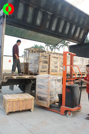 越南經(jīng)銷客戶訂購的魚蝦采肉機及球根莖切菜機于近日出貨。