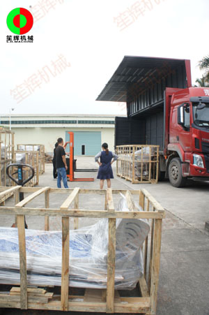 多功能洗菜機(jī)等一批蔬菜清洗加工設(shè)備發(fā)貨交付客戶！